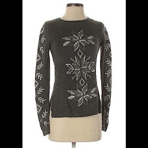 Princess Vera Wang Snowflake sweater